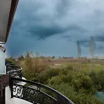 Oasis Bashkia e Orikumit